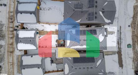 Residential - Single Family Home - Edmonton, Canada - Canada