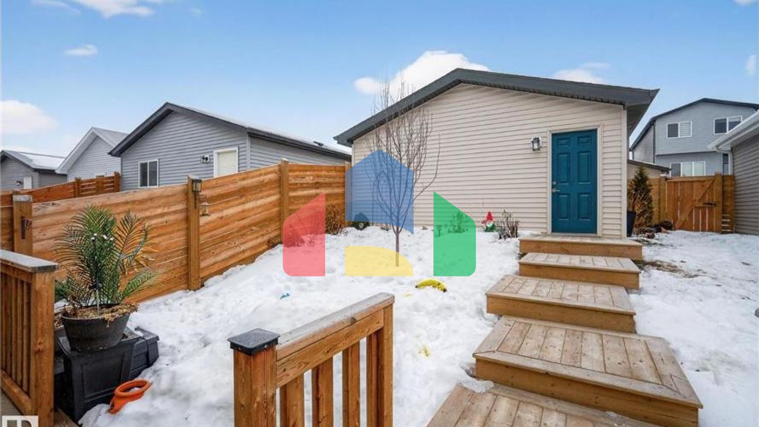 Residential - Single Family Home - Edmonton, Canada - Canada