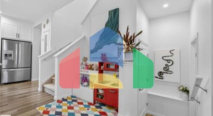 Residential - Single Family Home - Edmonton, Canada - Canada