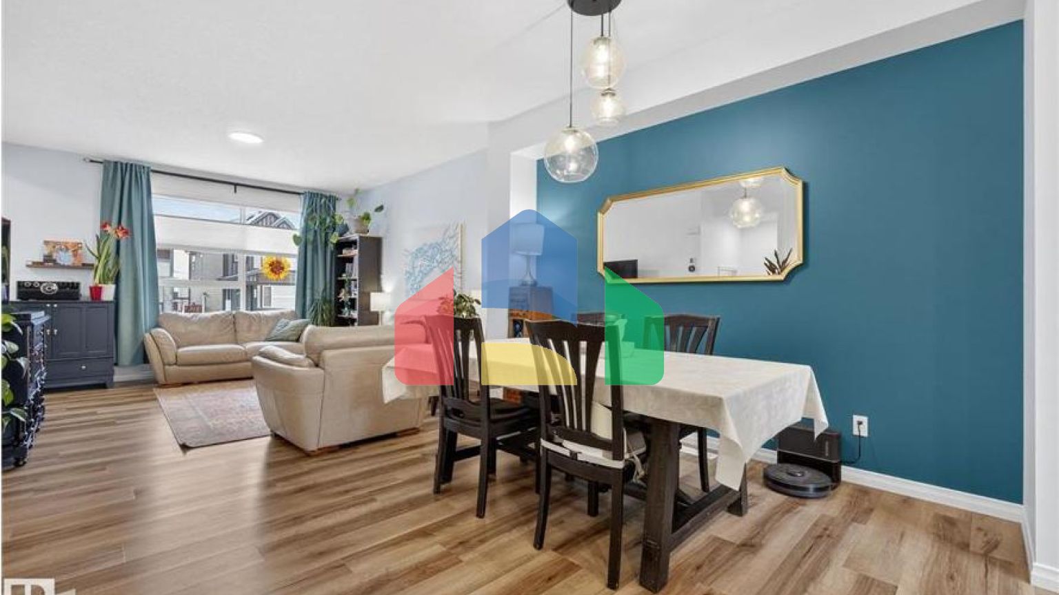 Residential - Single Family Home - Edmonton, Canada - Canada