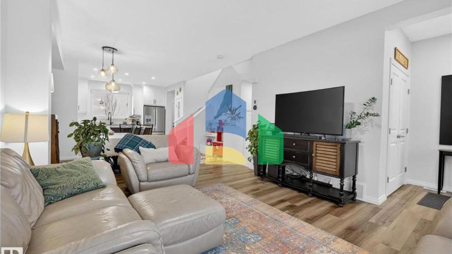 Residential - Single Family Home - Edmonton, Canada - Canada