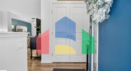 Residential - Single Family Home - Edmonton, Canada - Canada