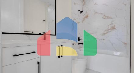 Residential - Single Family Home - Edmonton, Canada - Canada