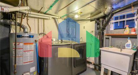 Residential - Single Family Home - Edmonton, Canada - Canada