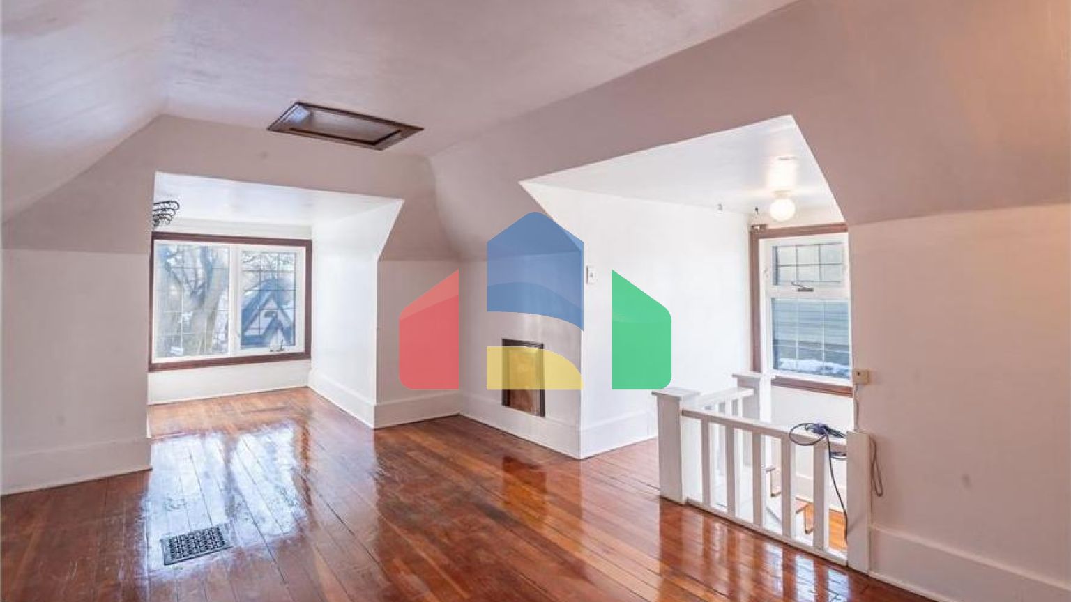 Residential - Single Family Home - Edmonton, Canada - Canada