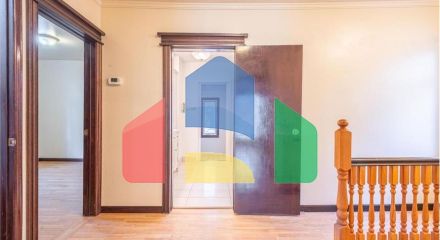 Residential - Single Family Home - Edmonton, Canada - Canada