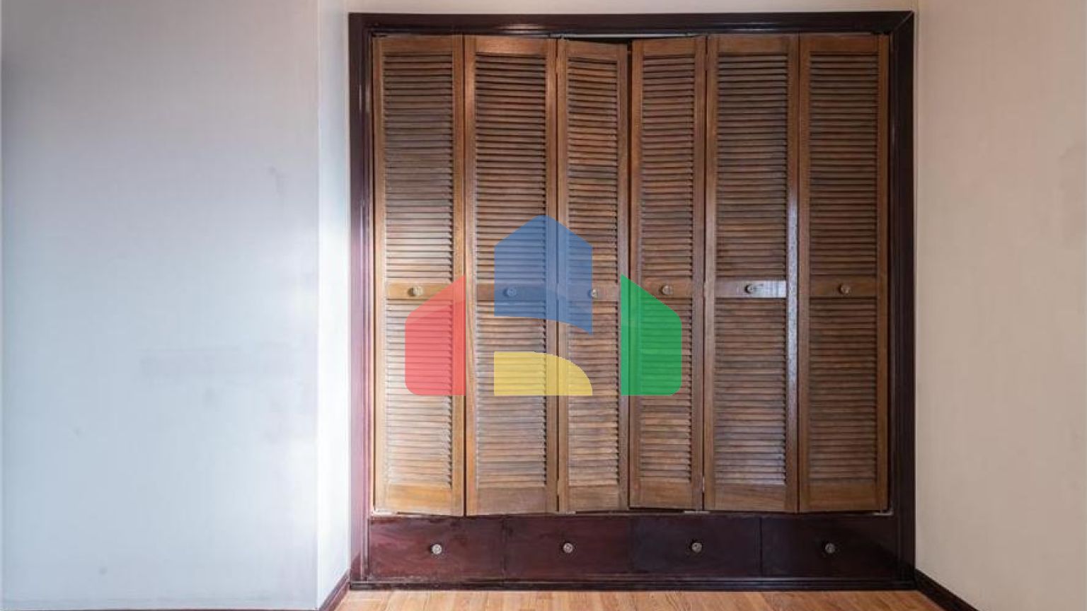 Residential - Single Family Home - Edmonton, Canada - Canada