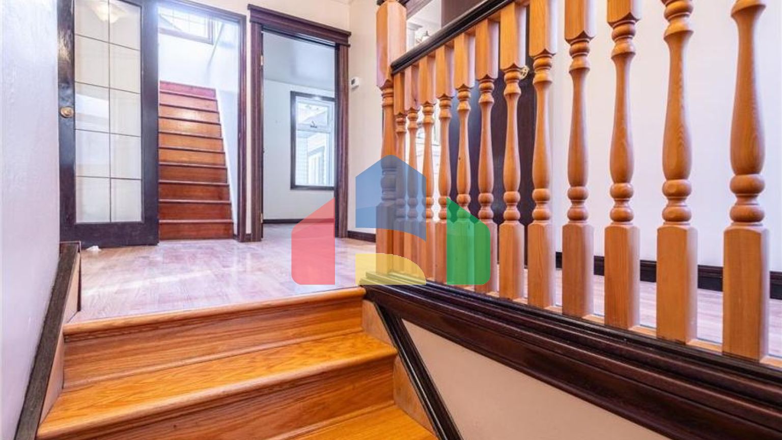 Residential - Single Family Home - Edmonton, Canada - Canada