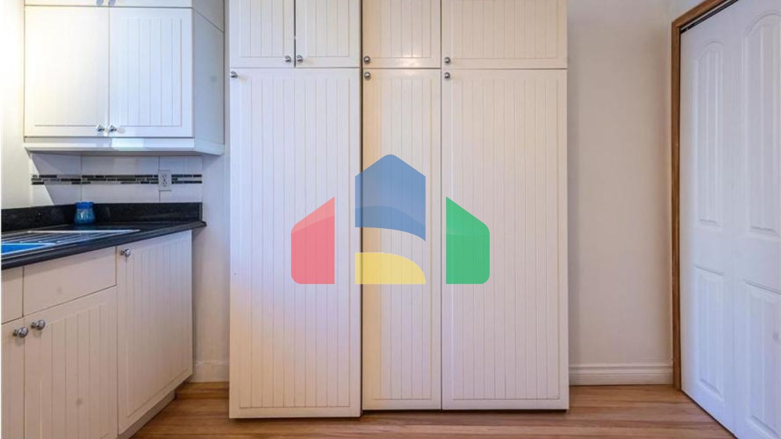 Residential - Single Family Home - Edmonton, Canada - Canada