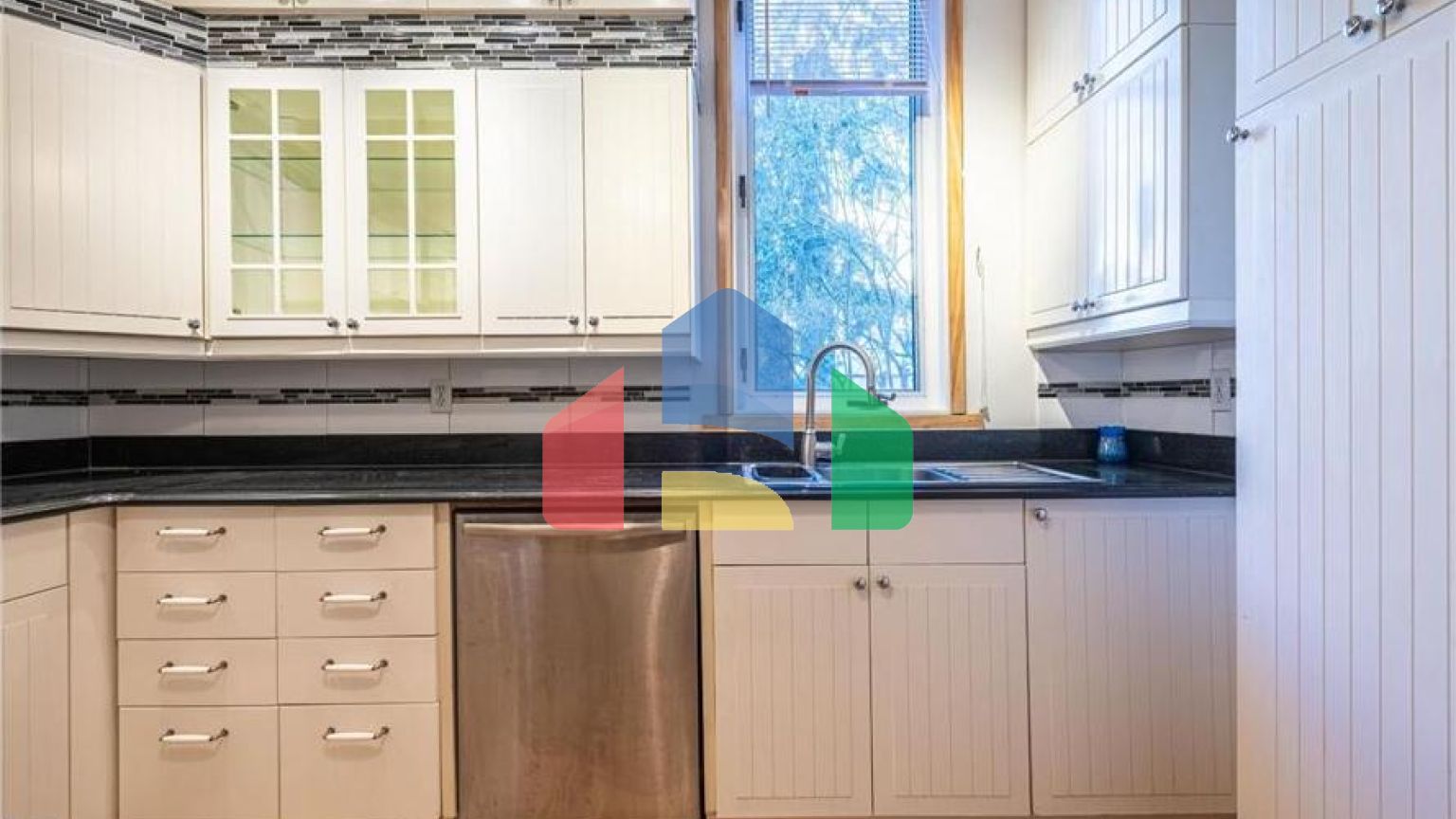 Residential - Single Family Home - Edmonton, Canada - Canada