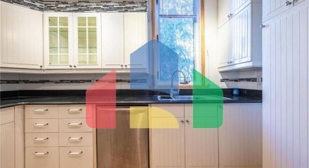 Residential - Single Family Home - Edmonton, Canada - Canada