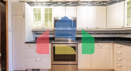 Residential - Single Family Home - Edmonton, Canada - Canada