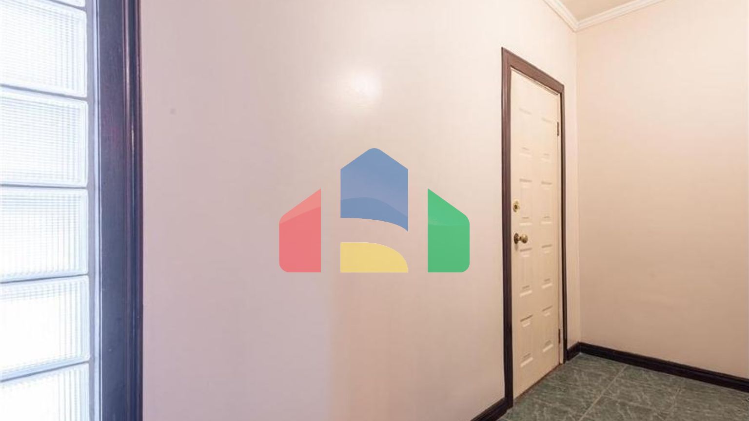 Residential - Single Family Home - Edmonton, Canada - Canada