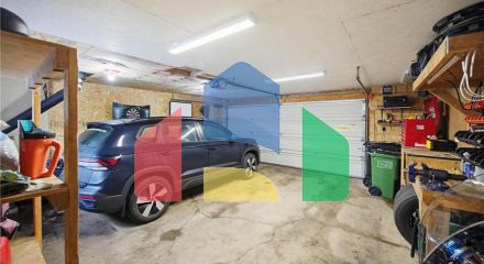 Residential - Single Family Home - Edmonton, Canada - Canada