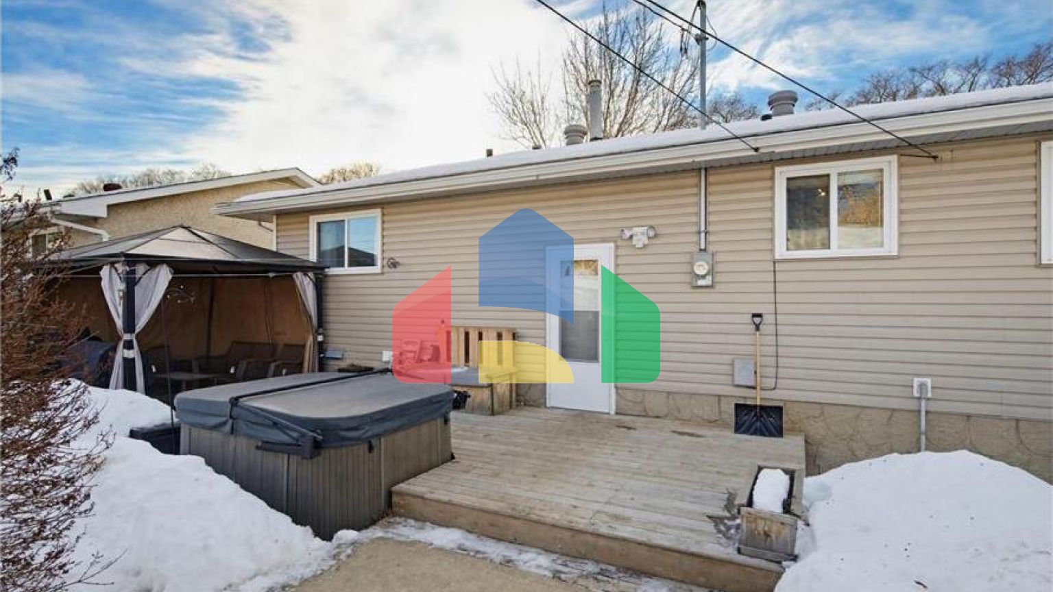 Residential - Single Family Home - Edmonton, Canada - Canada