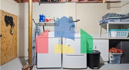 Residential - Single Family Home - Edmonton, Canada - Canada