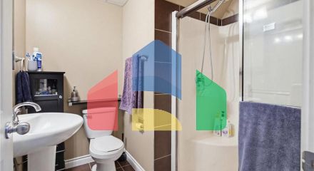 Residential - Single Family Home - Edmonton, Canada - Canada