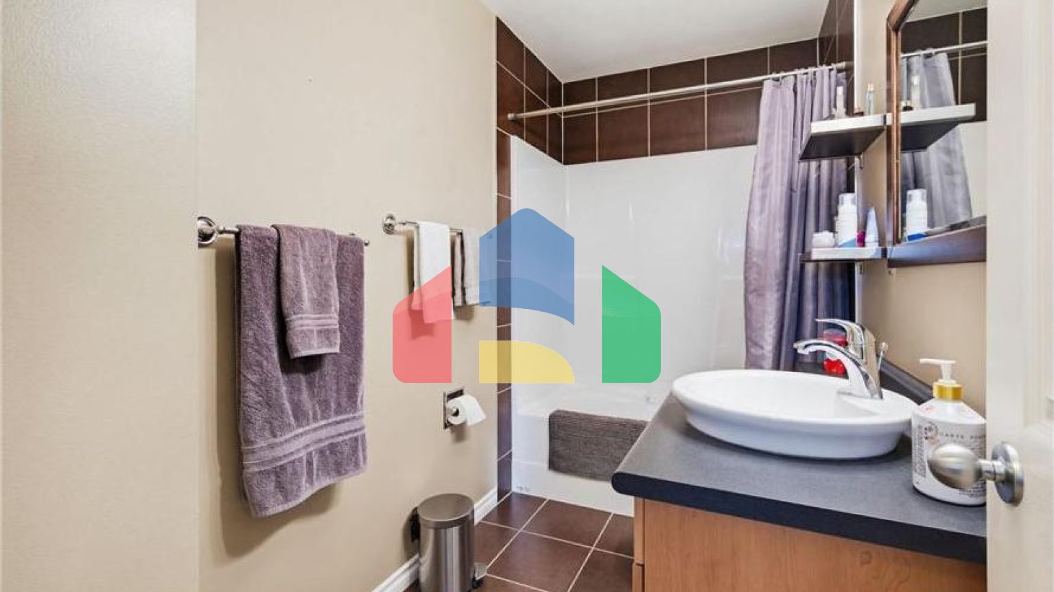 Residential - Single Family Home - Edmonton, Canada - Canada