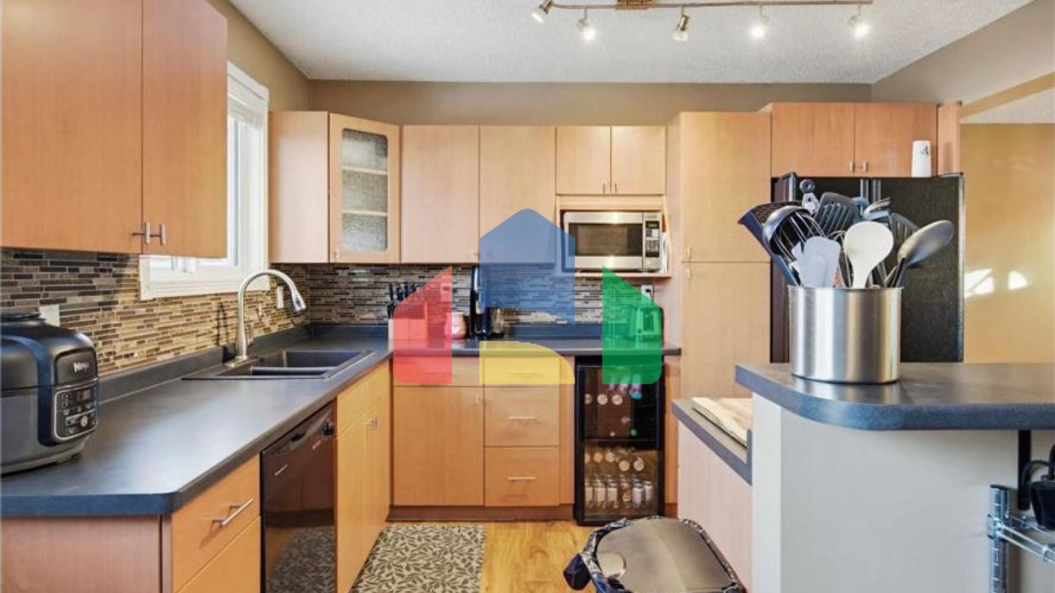 Residential - Single Family Home - Edmonton, Canada - Canada