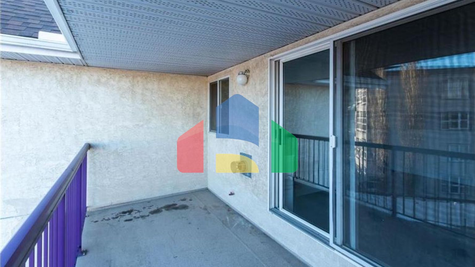 Residential - Single Family Home - Edmonton, Canada - Canada