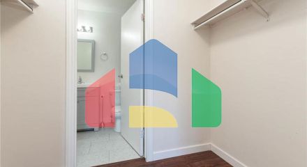 Residential - Single Family Home - Edmonton, Canada - Canada