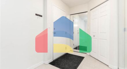 Residential - Single Family Home - Edmonton, Canada - Canada