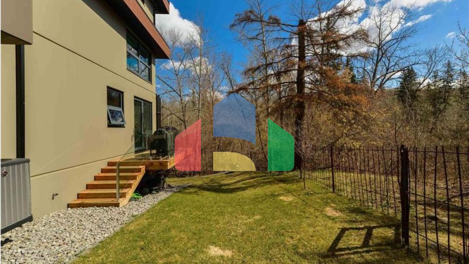 Residential - Single Family Home - Edmonton, Canada - Canada