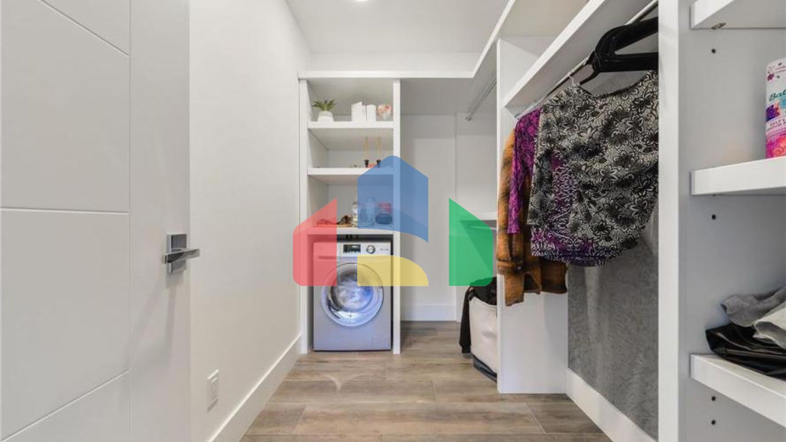 Residential - Single Family Home - Edmonton, Canada - Canada