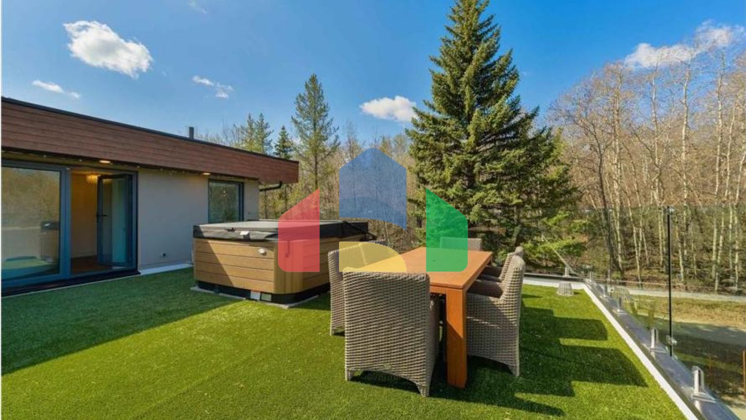 Residential - Single Family Home - Edmonton, Canada - Canada