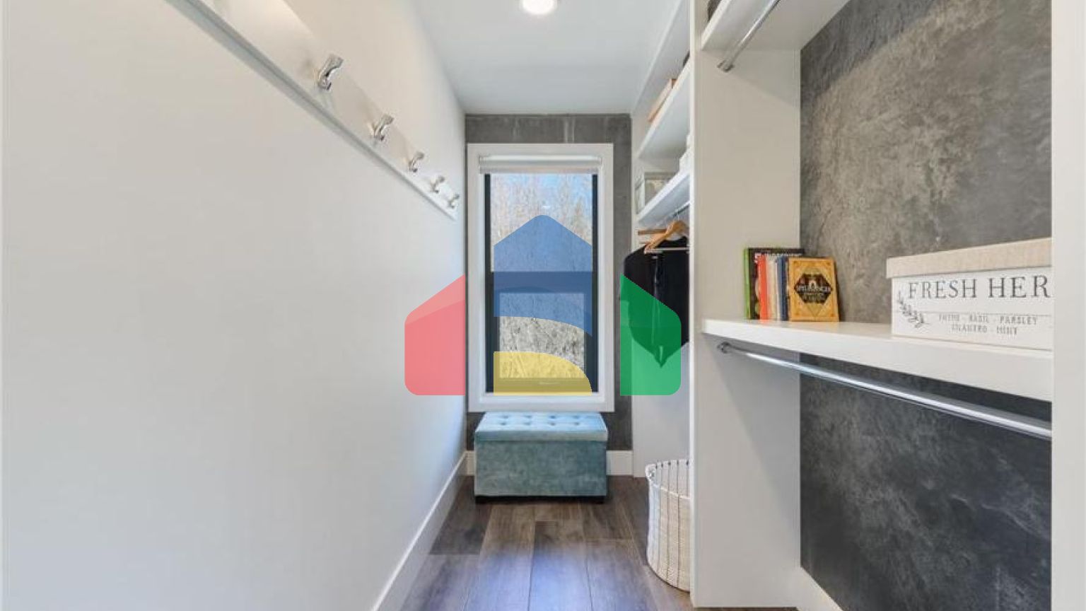 Residential - Single Family Home - Edmonton, Canada - Canada