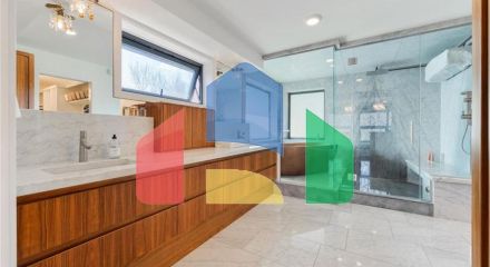 Residential - Single Family Home - Edmonton, Canada - Canada