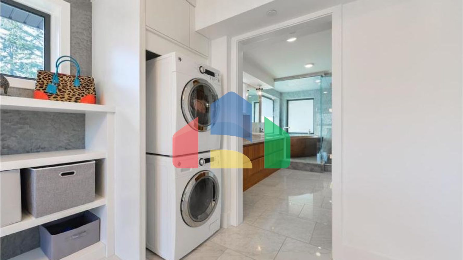 Residential - Single Family Home - Edmonton, Canada - Canada