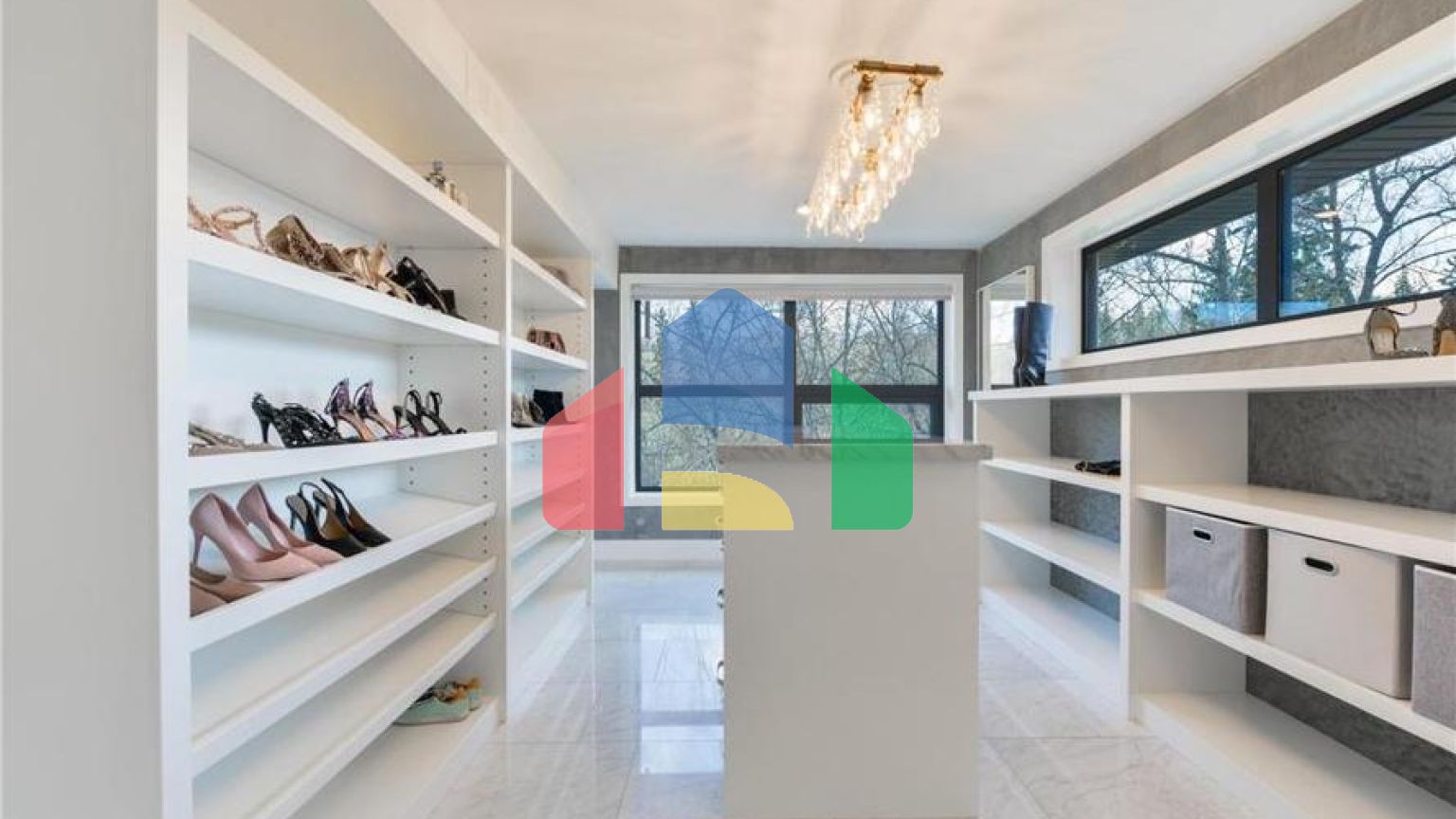 Residential - Single Family Home - Edmonton, Canada - Canada