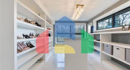 Residential - Single Family Home - Edmonton, Canada - Canada