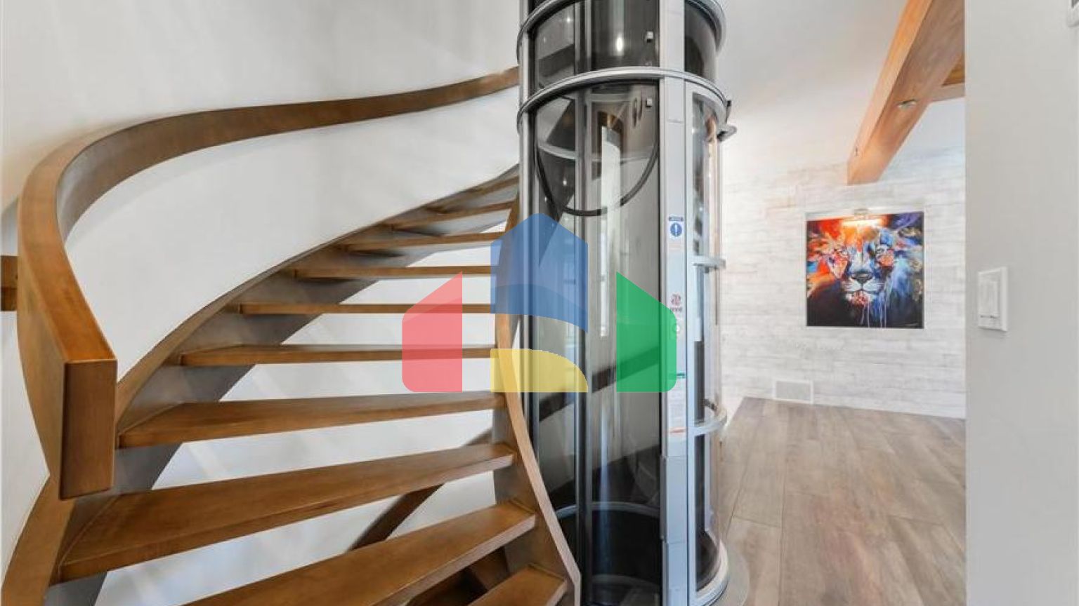 Residential - Single Family Home - Edmonton, Canada - Canada