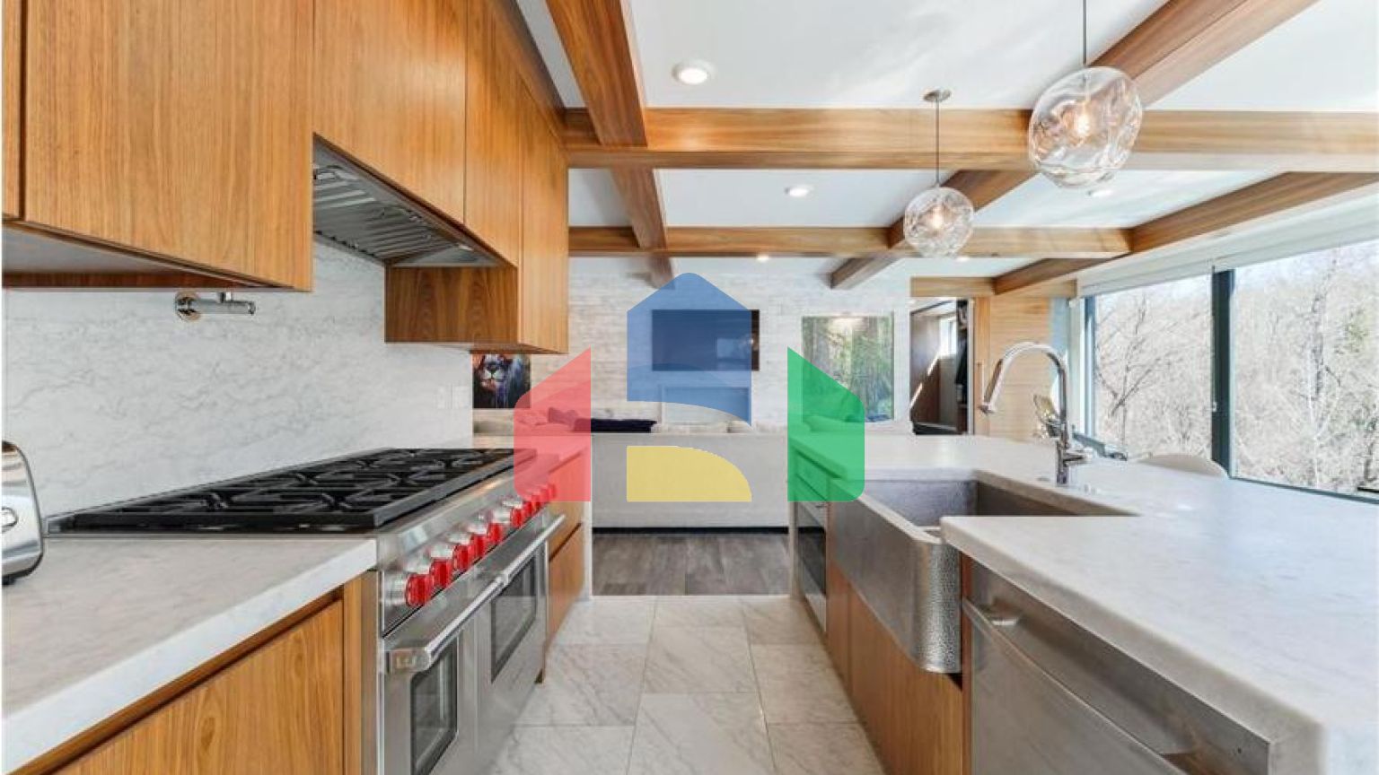 Residential - Single Family Home - Edmonton, Canada - Canada