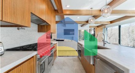 Residential - Single Family Home - Edmonton, Canada - Canada