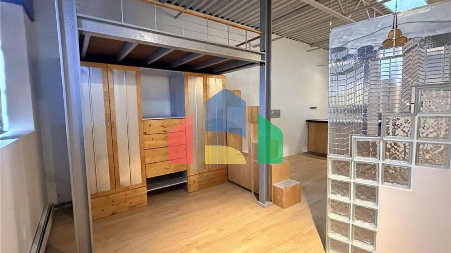 Residential - Single Family Home - Edmonton, Canada - Canada