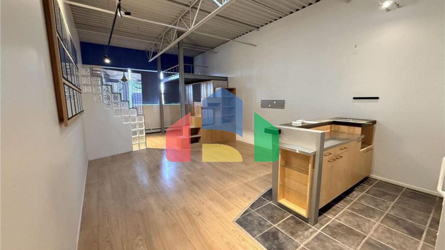 Residential - Single Family Home - Edmonton, Canada - Canada