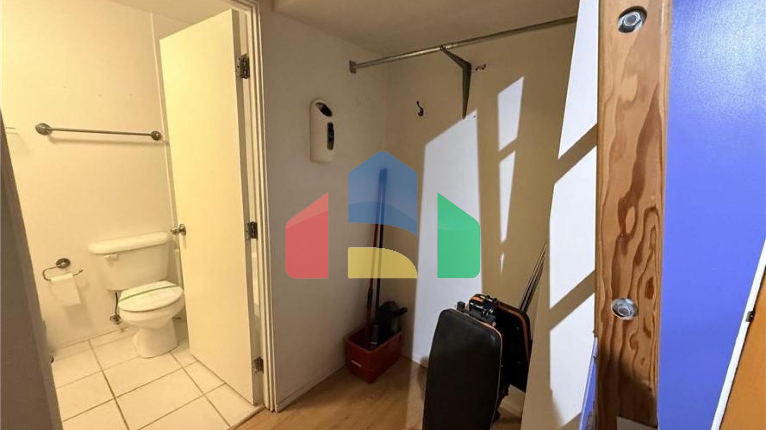 Residential - Single Family Home - Edmonton, Canada - Canada