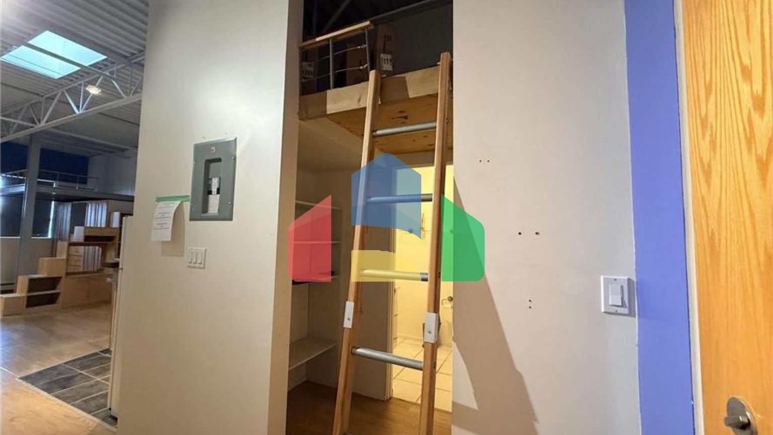 Residential - Single Family Home - Edmonton, Canada - Canada