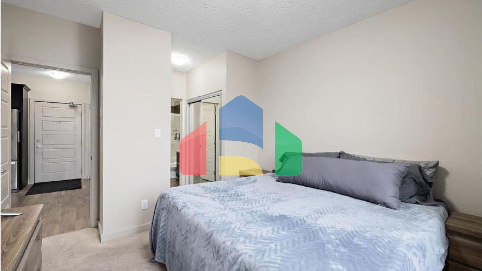 Residential - Condo/Apartment - Edmonton, Canada - Canada