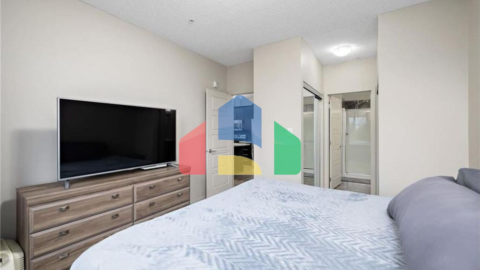 Residential - Condo/Apartment - Edmonton, Canada - Canada