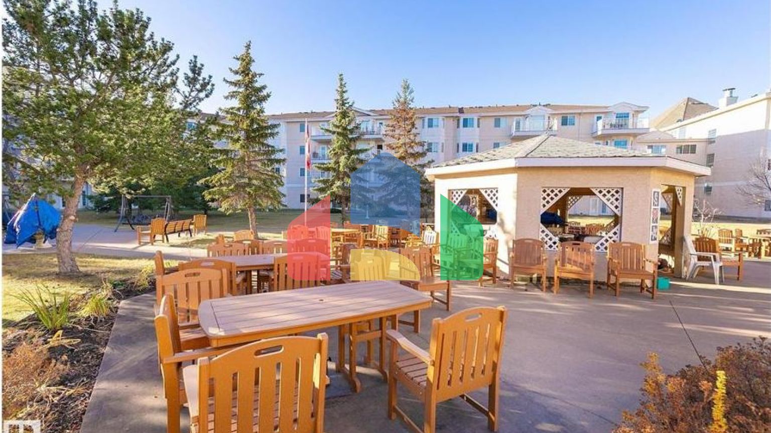 Residential - Single Family Home - Edmonton, Canada - Canada