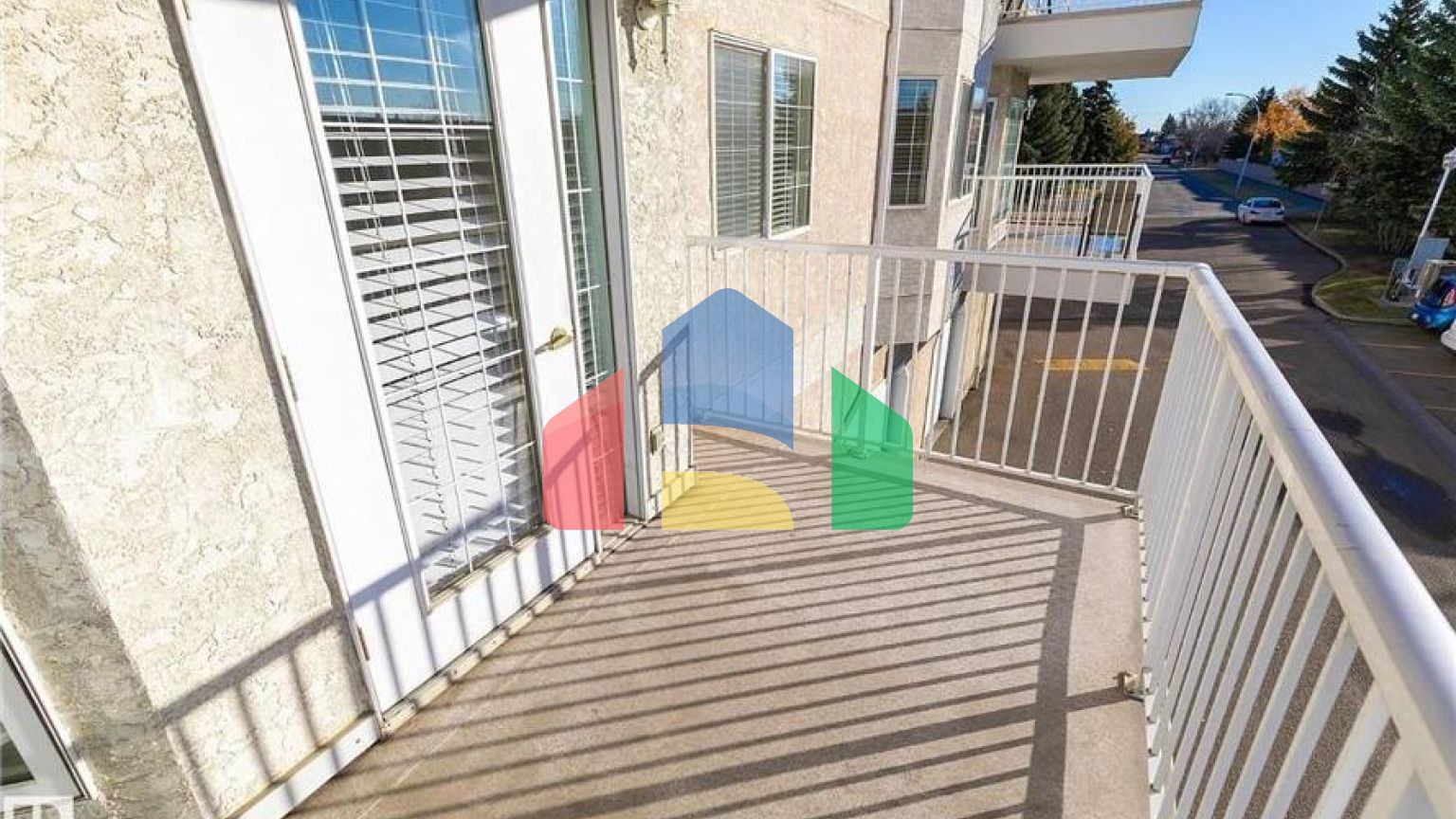 Residential - Single Family Home - Edmonton, Canada - Canada