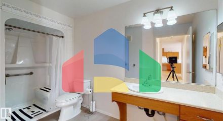 Residential - Single Family Home - Edmonton, Canada - Canada