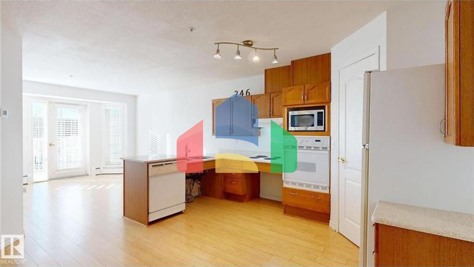 Residential - Single Family Home - Edmonton, Canada - Canada