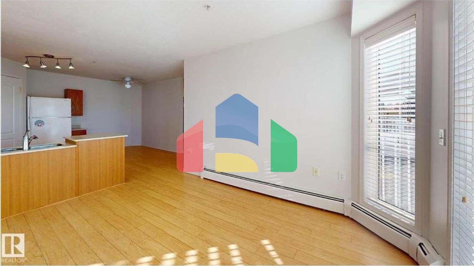 Residential - Single Family Home - Edmonton, Canada - Canada