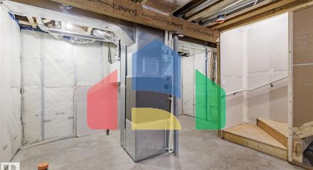 Residential - Single Family Home - Edmonton, Canada - Canada