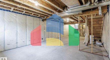 Residential - Single Family Home - Edmonton, Canada - Canada